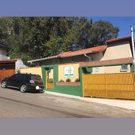 Hostel Office- Hospedagem Climatizada Quartos E Apartamentos Privativos Extrema Zewnętrze zdjęcie