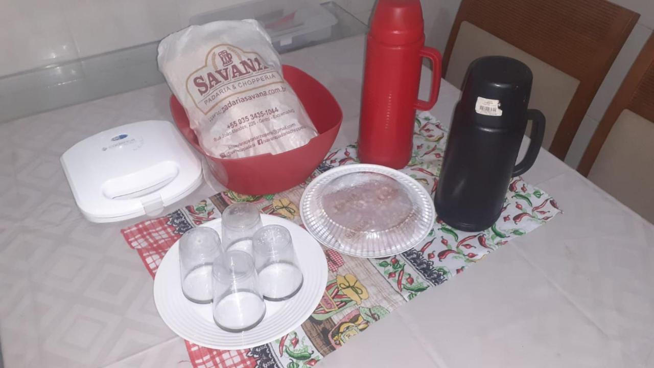 Hostel Office- Hospedagem Climatizada Quartos E Apartamentos Privativos Extrema Zewnętrze zdjęcie