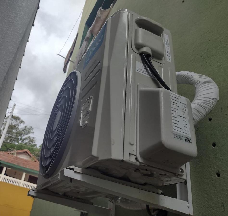 Hostel Office- Hospedagem Climatizada Quartos E Apartamentos Privativos Extrema Zewnętrze zdjęcie